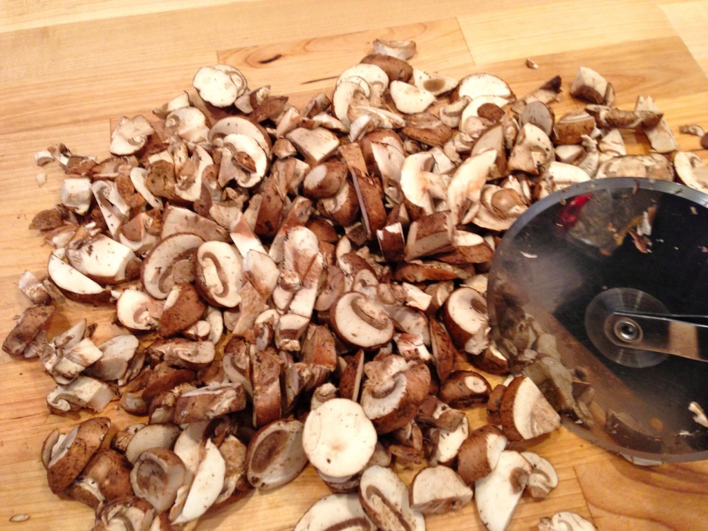 pizza cutter mushrooms